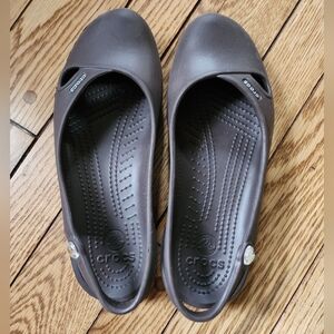 Brown Mary Jane Crocs - Size 7